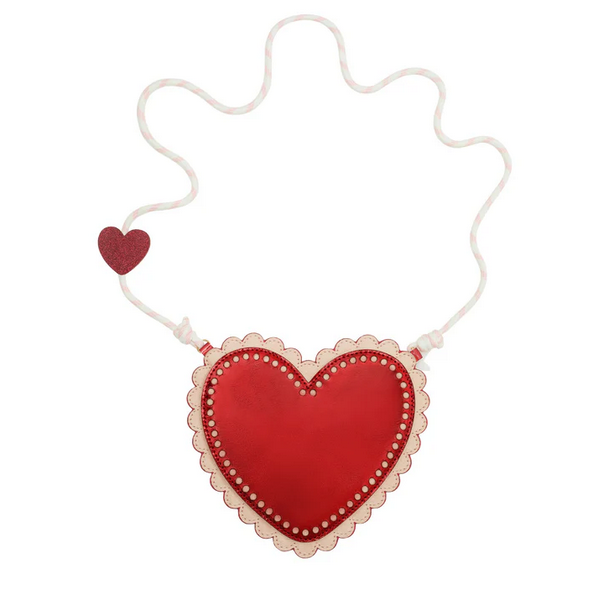 Scalloped heart bag